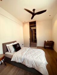 Jalan Kathi (D16), Terrace #587879451
